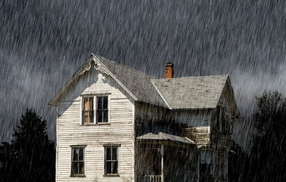 3 bí kíp sơn nhà trong mùa mưa bão